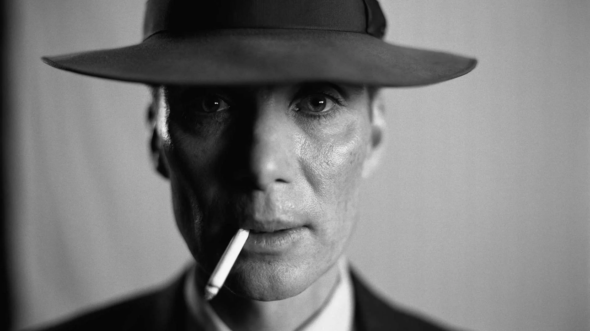 انتشار اولین پوستر رسمی فیلم Oppenheimer به کارگردانی کریستوفر نولان